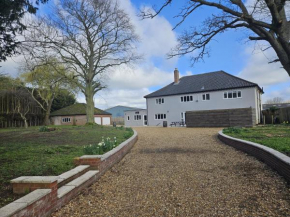 The Plough Inn Farmhouse - Private Holiday House